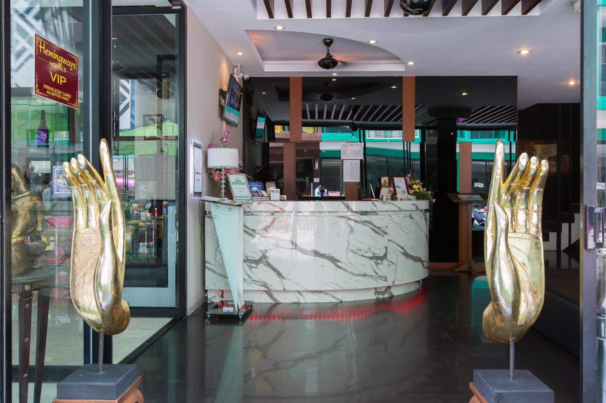 Hemingways Silk Hotel Patong Екстер'єр фото